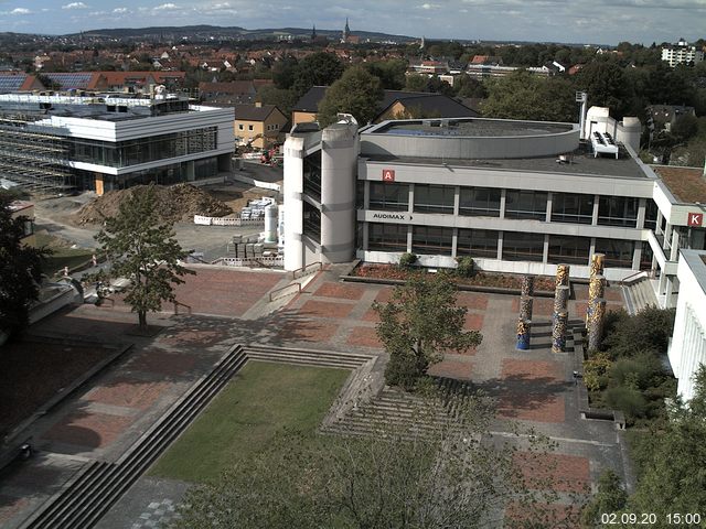 Foto der Webcam: Verwaltungsgeb&auml;ude, Innenhof mit Audimax, H&ouml;rsaal-Geb&auml;ude 1
