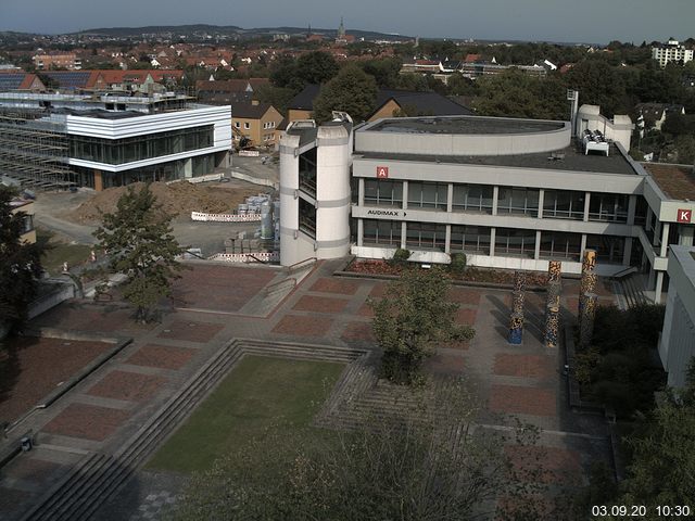 Foto der Webcam: Verwaltungsgeb&auml;ude, Innenhof mit Audimax, H&ouml;rsaal-Geb&auml;ude 1