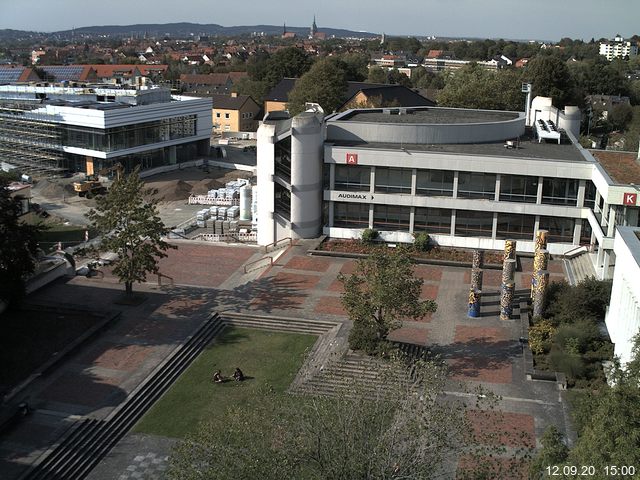 Foto der Webcam: Verwaltungsgeb&auml;ude, Innenhof mit Audimax, H&ouml;rsaal-Geb&auml;ude 1