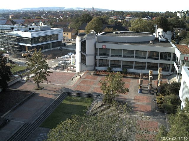 Foto der Webcam: Verwaltungsgeb&auml;ude, Innenhof mit Audimax, H&ouml;rsaal-Geb&auml;ude 1