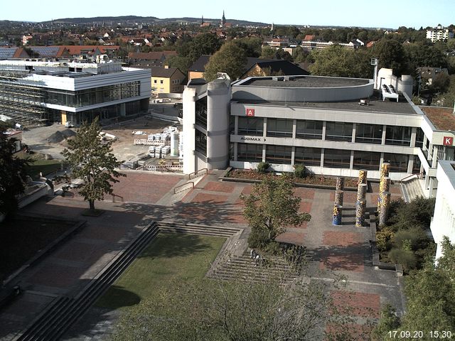 Foto der Webcam: Verwaltungsgeb&auml;ude, Innenhof mit Audimax, H&ouml;rsaal-Geb&auml;ude 1