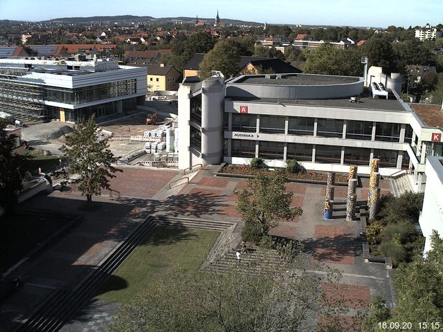 Foto der Webcam: Verwaltungsgeb&auml;ude, Innenhof mit Audimax, H&ouml;rsaal-Geb&auml;ude 1