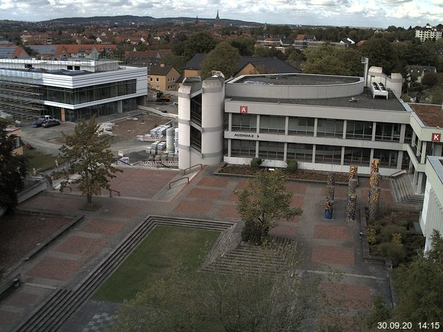Foto der Webcam: Verwaltungsgeb&auml;ude, Innenhof mit Audimax, H&ouml;rsaal-Geb&auml;ude 1