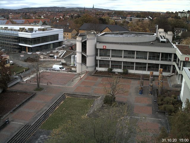 Foto der Webcam: Verwaltungsgeb&auml;ude, Innenhof mit Audimax, H&ouml;rsaal-Geb&auml;ude 1