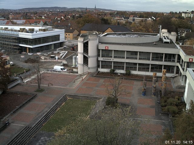 Foto der Webcam: Verwaltungsgeb&auml;ude, Innenhof mit Audimax, H&ouml;rsaal-Geb&auml;ude 1