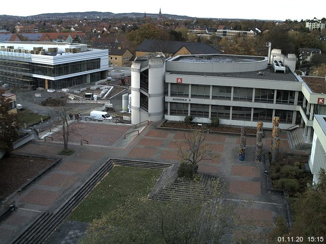 Foto der Webcam: Verwaltungsgeb&auml;ude, Innenhof mit Audimax, H&ouml;rsaal-Geb&auml;ude 1