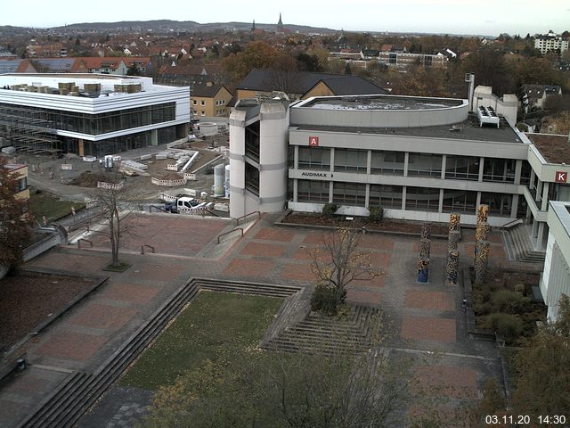 Foto der Webcam: Verwaltungsgeb&auml;ude, Innenhof mit Audimax, H&ouml;rsaal-Geb&auml;ude 1