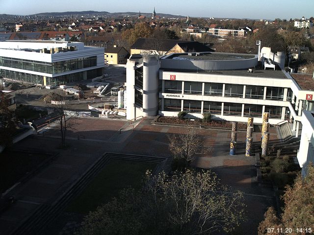 Foto der Webcam: Verwaltungsgeb&auml;ude, Innenhof mit Audimax, H&ouml;rsaal-Geb&auml;ude 1