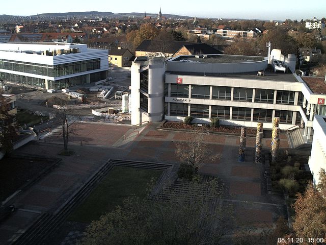 Foto der Webcam: Verwaltungsgeb&auml;ude, Innenhof mit Audimax, H&ouml;rsaal-Geb&auml;ude 1