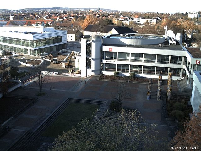 Foto der Webcam: Verwaltungsgeb&auml;ude, Innenhof mit Audimax, H&ouml;rsaal-Geb&auml;ude 1