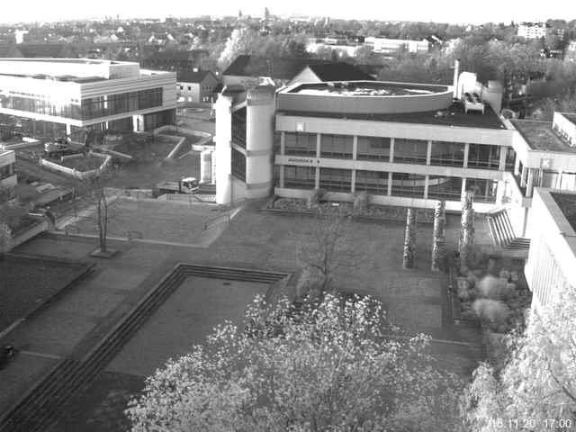 Foto der Webcam: Verwaltungsgeb&auml;ude, Innenhof mit Audimax, H&ouml;rsaal-Geb&auml;ude 1