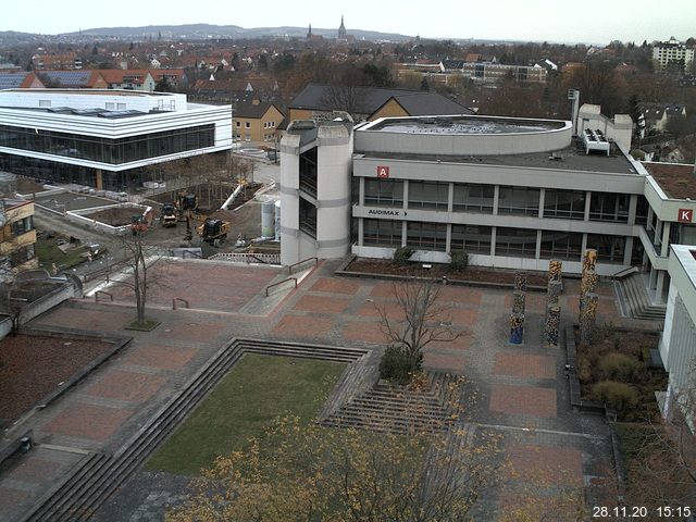 Foto der Webcam: Verwaltungsgeb&auml;ude, Innenhof mit Audimax, H&ouml;rsaal-Geb&auml;ude 1