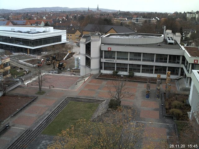 Foto der Webcam: Verwaltungsgeb&auml;ude, Innenhof mit Audimax, H&ouml;rsaal-Geb&auml;ude 1