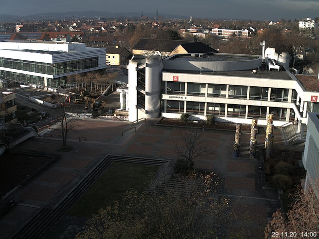 Foto der Webcam: Verwaltungsgeb&auml;ude, Innenhof mit Audimax, H&ouml;rsaal-Geb&auml;ude 1