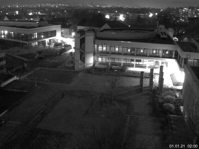 Foto der Webcam: Verwaltungsgebäude, Innenhof mit Audimax, Hörsaal-Gebäude 1