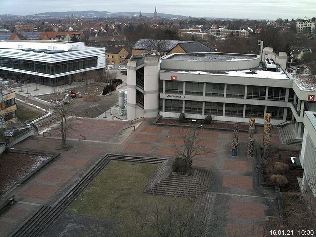 Foto der Webcam: Verwaltungsgeb&auml;ude, Innenhof mit Audimax, H&ouml;rsaal-Geb&auml;ude 1