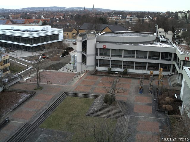 Foto der Webcam: Verwaltungsgeb&auml;ude, Innenhof mit Audimax, H&ouml;rsaal-Geb&auml;ude 1
