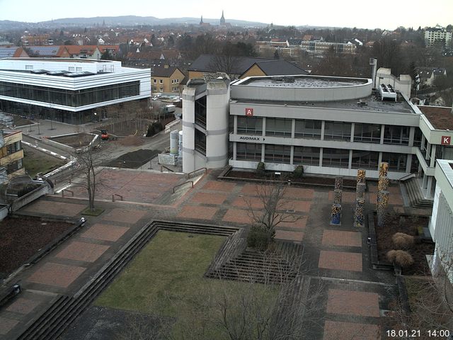 Foto der Webcam: Verwaltungsgeb&auml;ude, Innenhof mit Audimax, H&ouml;rsaal-Geb&auml;ude 1