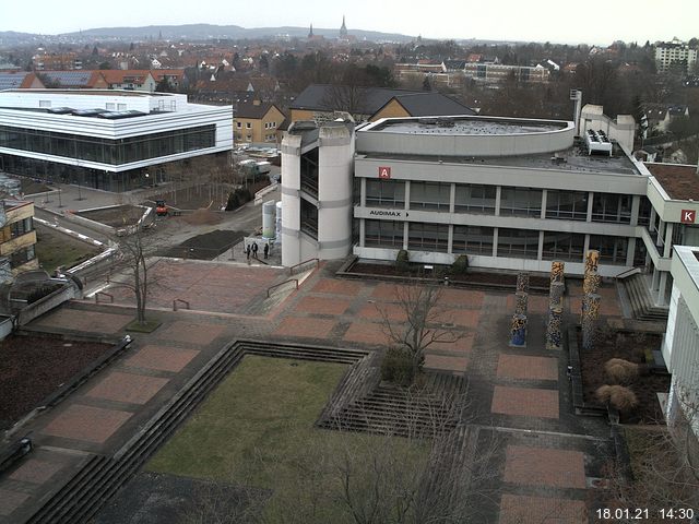 Foto der Webcam: Verwaltungsgeb&auml;ude, Innenhof mit Audimax, H&ouml;rsaal-Geb&auml;ude 1