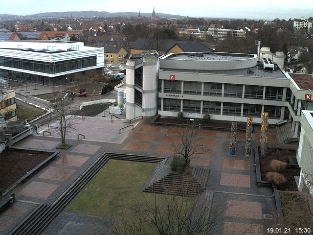 Foto der Webcam: Verwaltungsgeb&auml;ude, Innenhof mit Audimax, H&ouml;rsaal-Geb&auml;ude 1