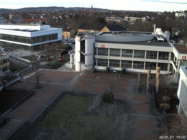 Foto der Webcam: Verwaltungsgeb&auml;ude, Innenhof mit Audimax, H&ouml;rsaal-Geb&auml;ude 1