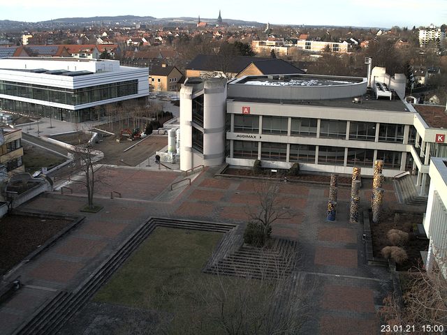 Foto der Webcam: Verwaltungsgeb&auml;ude, Innenhof mit Audimax, H&ouml;rsaal-Geb&auml;ude 1