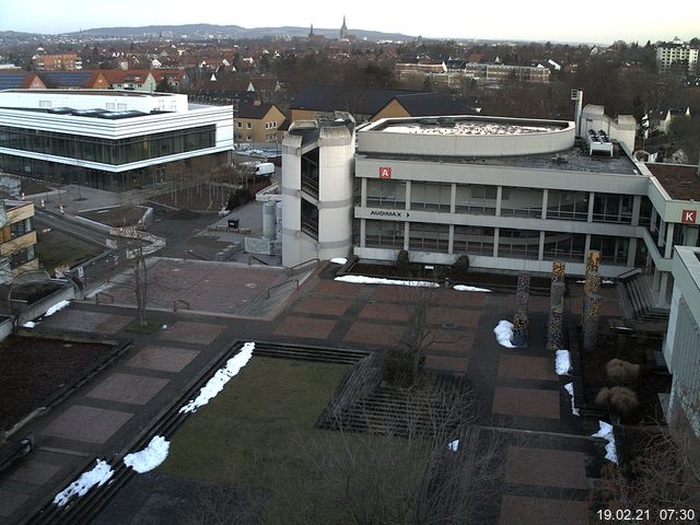 Foto der Webcam: Verwaltungsgeb&auml;ude, Innenhof mit Audimax, H&ouml;rsaal-Geb&auml;ude 1