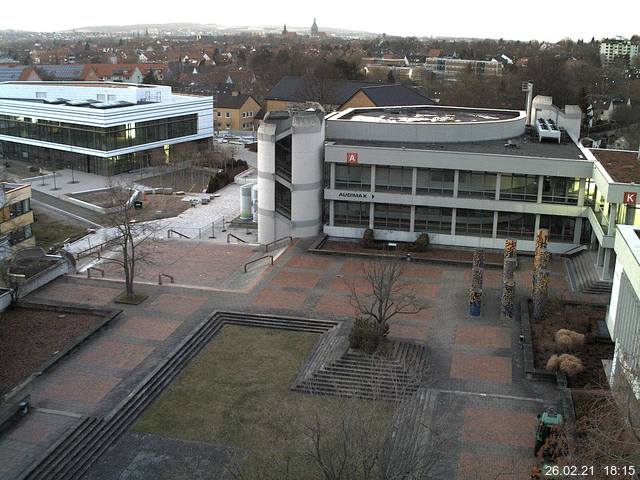 Foto der Webcam: Verwaltungsgeb&auml;ude, Innenhof mit Audimax, H&ouml;rsaal-Geb&auml;ude 1