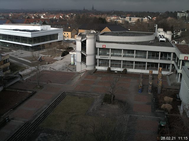 Foto der Webcam: Verwaltungsgeb&auml;ude, Innenhof mit Audimax, H&ouml;rsaal-Geb&auml;ude 1