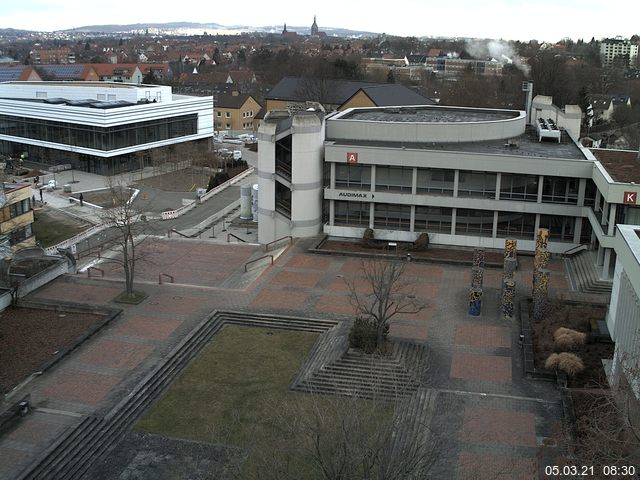 Foto der Webcam: Verwaltungsgeb&auml;ude, Innenhof mit Audimax, H&ouml;rsaal-Geb&auml;ude 1