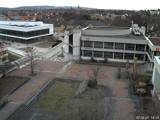 Foto der Webcam: Verwaltungsgeb&auml;ude, Innenhof mit Audimax, H&ouml;rsaal-Geb&auml;ude 1