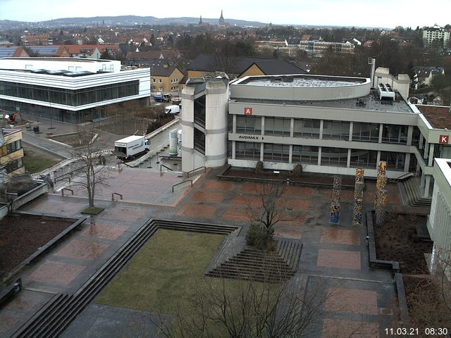 Foto der Webcam: Verwaltungsgeb&auml;ude, Innenhof mit Audimax, H&ouml;rsaal-Geb&auml;ude 1