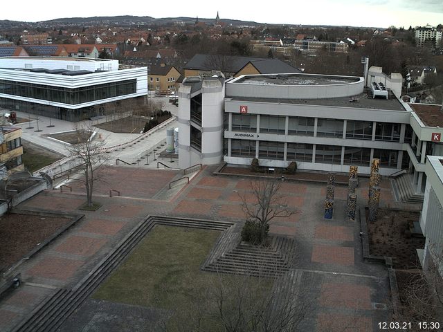 Foto der Webcam: Verwaltungsgeb&auml;ude, Innenhof mit Audimax, H&ouml;rsaal-Geb&auml;ude 1