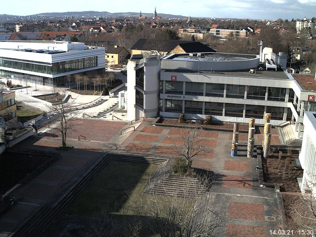 Foto der Webcam: Verwaltungsgeb&auml;ude, Innenhof mit Audimax, H&ouml;rsaal-Geb&auml;ude 1
