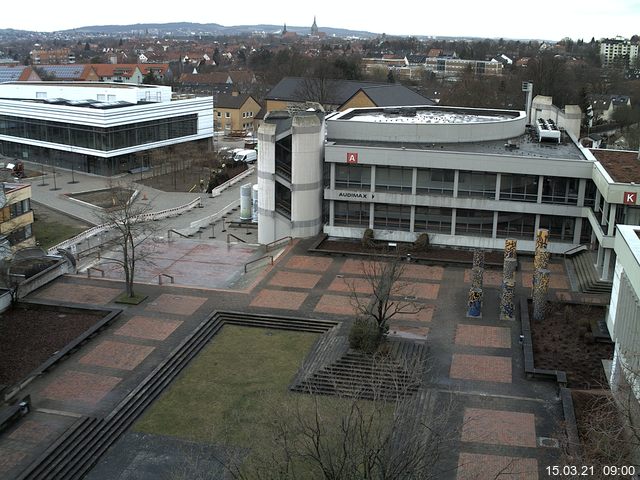 Foto der Webcam: Verwaltungsgeb&auml;ude, Innenhof mit Audimax, H&ouml;rsaal-Geb&auml;ude 1
