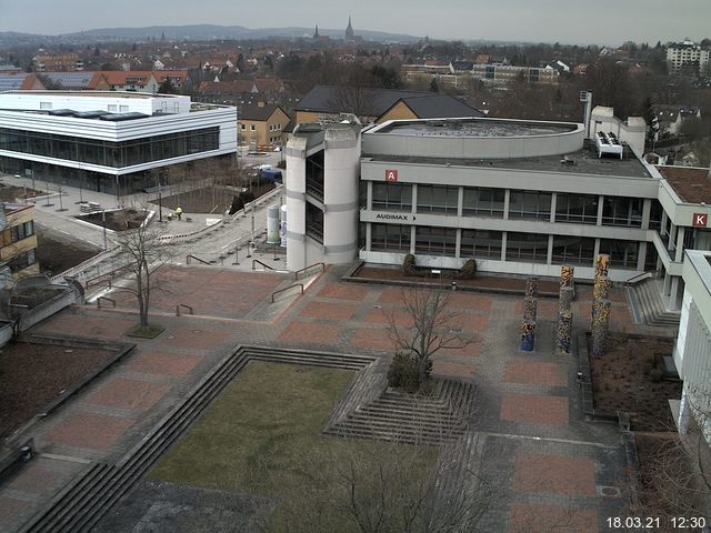 Foto der Webcam: Verwaltungsgeb&auml;ude, Innenhof mit Audimax, H&ouml;rsaal-Geb&auml;ude 1