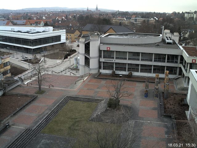 Foto der Webcam: Verwaltungsgeb&auml;ude, Innenhof mit Audimax, H&ouml;rsaal-Geb&auml;ude 1