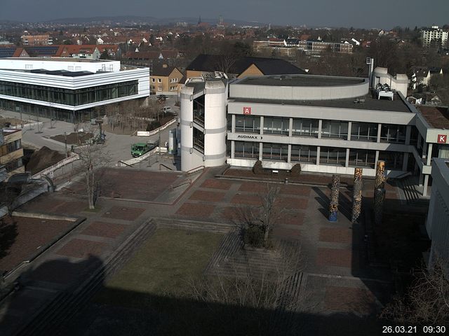 Foto der Webcam: Verwaltungsgeb&auml;ude, Innenhof mit Audimax, H&ouml;rsaal-Geb&auml;ude 1