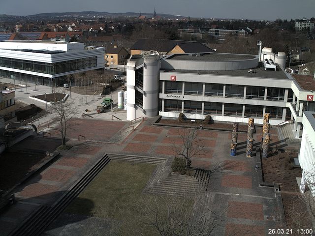 Foto der Webcam: Verwaltungsgeb&auml;ude, Innenhof mit Audimax, H&ouml;rsaal-Geb&auml;ude 1