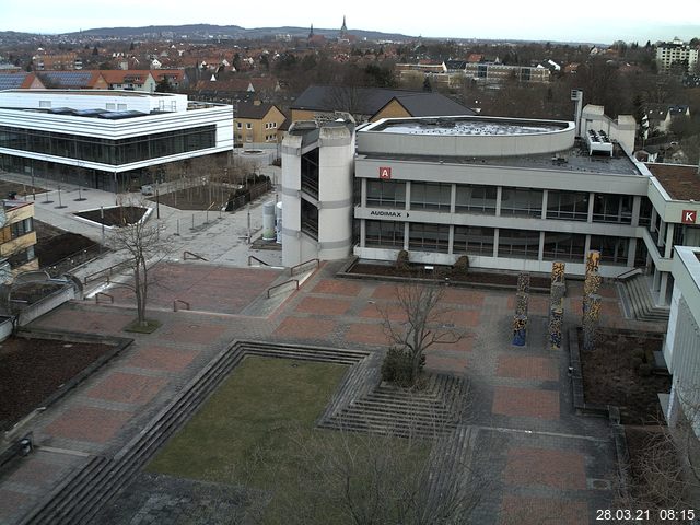 Foto der Webcam: Verwaltungsgeb&auml;ude, Innenhof mit Audimax, H&ouml;rsaal-Geb&auml;ude 1