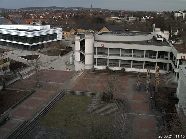 Foto der Webcam: Verwaltungsgeb&auml;ude, Innenhof mit Audimax, H&ouml;rsaal-Geb&auml;ude 1