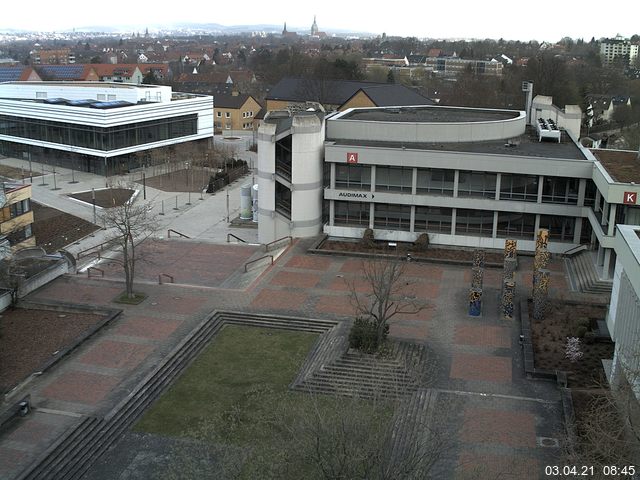 Foto der Webcam: Verwaltungsgeb&auml;ude, Innenhof mit Audimax, H&ouml;rsaal-Geb&auml;ude 1