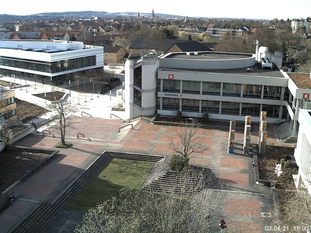 Foto der Webcam: Verwaltungsgeb&auml;ude, Innenhof mit Audimax, H&ouml;rsaal-Geb&auml;ude 1