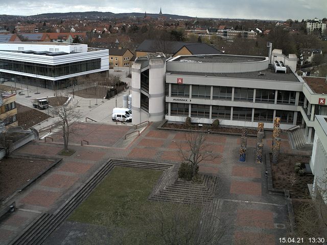 Foto der Webcam: Verwaltungsgeb&auml;ude, Innenhof mit Audimax, H&ouml;rsaal-Geb&auml;ude 1