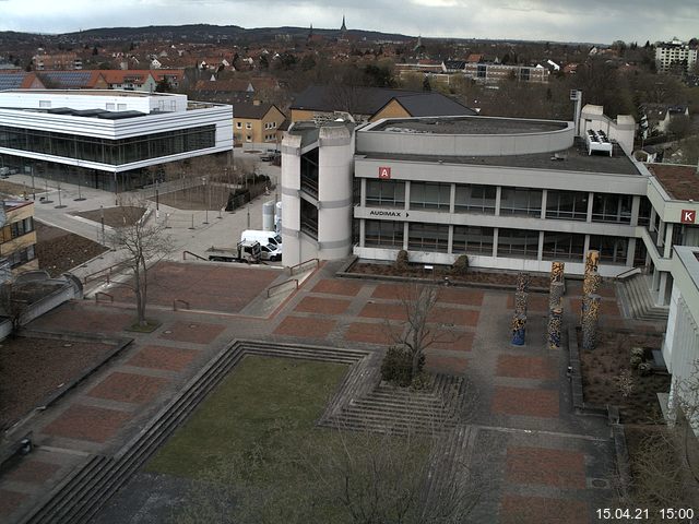 Foto der Webcam: Verwaltungsgeb&auml;ude, Innenhof mit Audimax, H&ouml;rsaal-Geb&auml;ude 1
