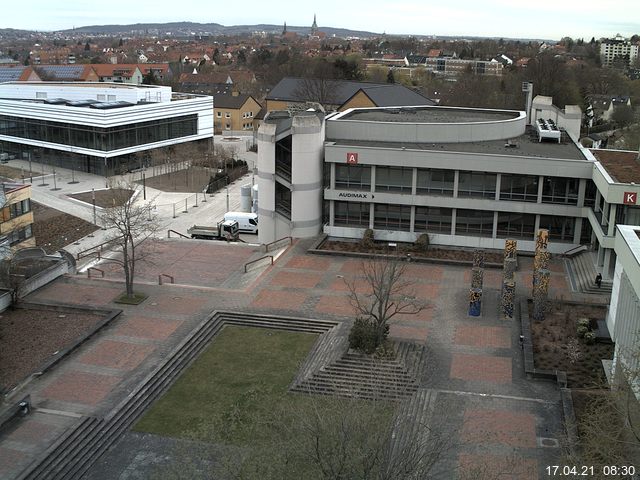 Foto der Webcam: Verwaltungsgeb&auml;ude, Innenhof mit Audimax, H&ouml;rsaal-Geb&auml;ude 1