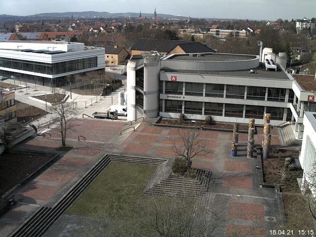 Foto der Webcam: Verwaltungsgeb&auml;ude, Innenhof mit Audimax, H&ouml;rsaal-Geb&auml;ude 1