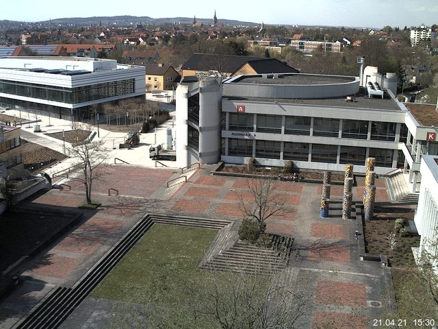 Foto der Webcam: Verwaltungsgeb&auml;ude, Innenhof mit Audimax, H&ouml;rsaal-Geb&auml;ude 1