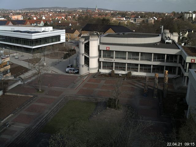 Foto der Webcam: Verwaltungsgebäude, Innenhof mit Audimax, Hörsaal-Gebäude 1