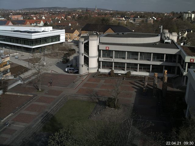 Foto der Webcam: Verwaltungsgebäude, Innenhof mit Audimax, Hörsaal-Gebäude 1